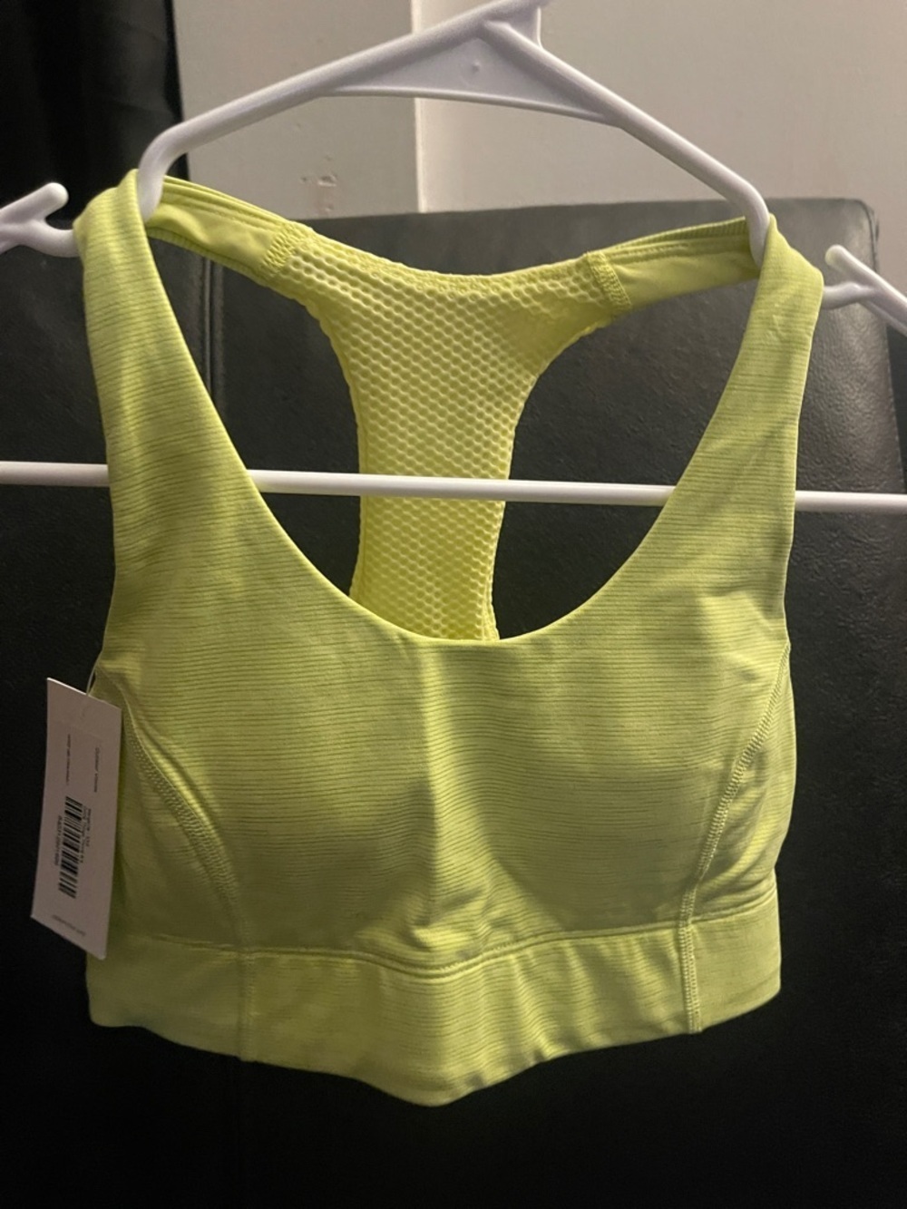 Outdoor Voices Doing
Things Thrive Sports Bra w/ padding Margarita Size XXS NWT